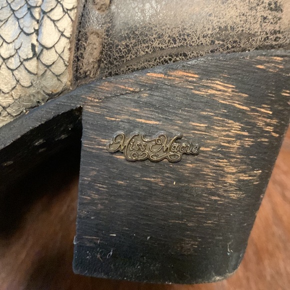 Miss Macie Booties - Picture 3 of 6